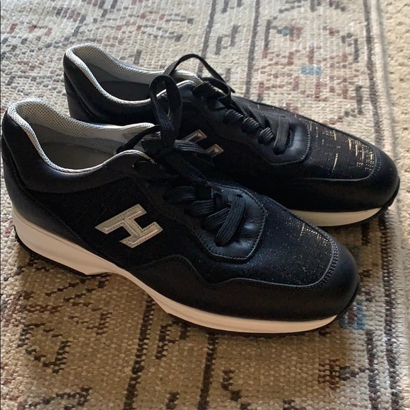 Hogan Shoes - Hogan black sneakers